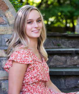 Headshot of Taylor Eberhardt
