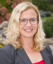 Headshot of Cynthia Carlsson, MD, MS