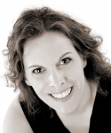 Mary-Elizabeth Pasquesi